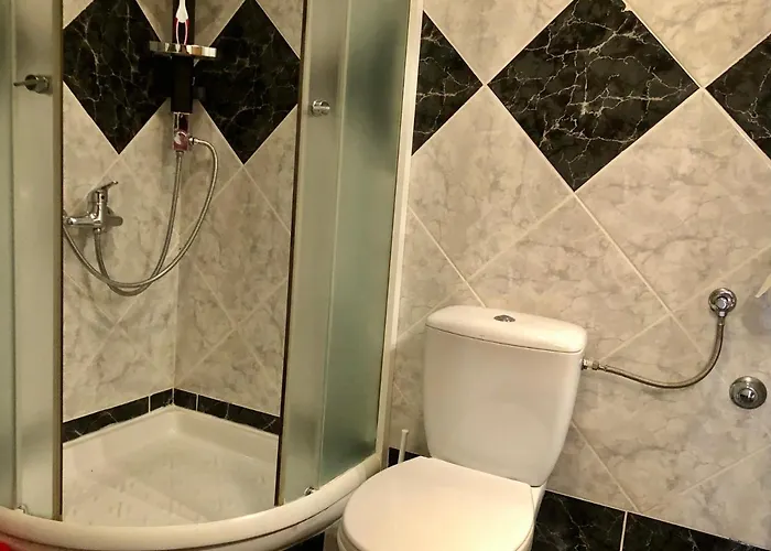 Pine & Oak With Shared Seasonal Hot Tub Apartament *