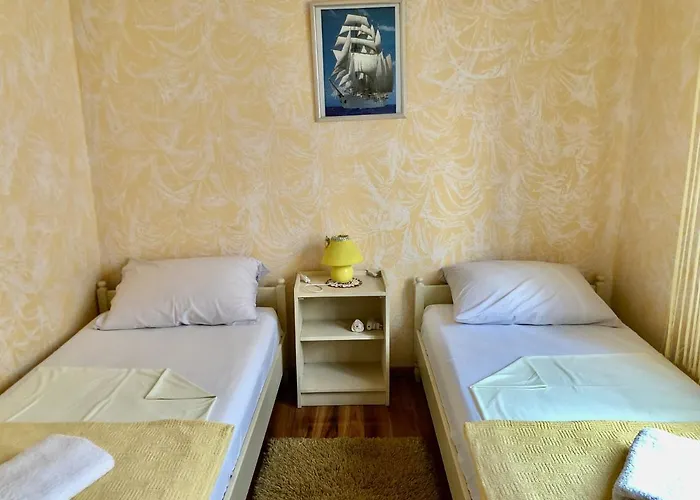 Apartament Pine & Oak With Shared Seasonal Hot Tub